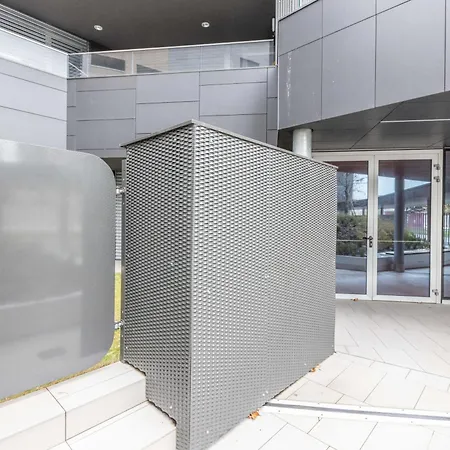 Bassani Garden, By Short Holidays דירה *