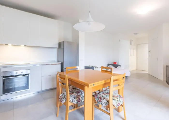 Bassani Garden, By Short Holidays Apartman *